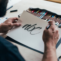 Identidade visual minimalista: quando vale a pena apostar nesse estilo
