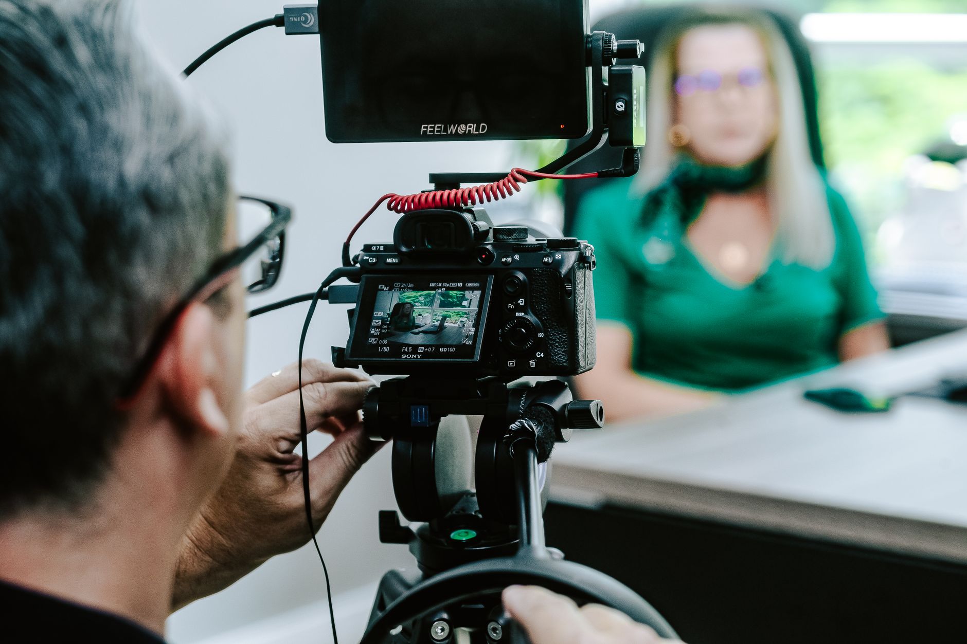 Sessão de fotografia corporativa para vídeo para empresas em Goiânia